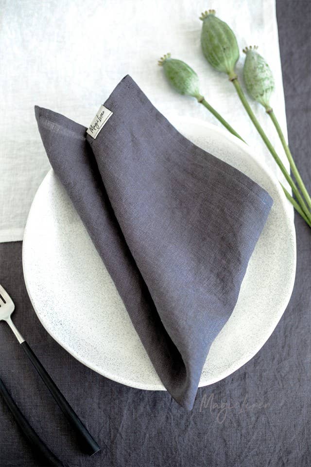 Set of 2 linen napkins in various colors | Table decor