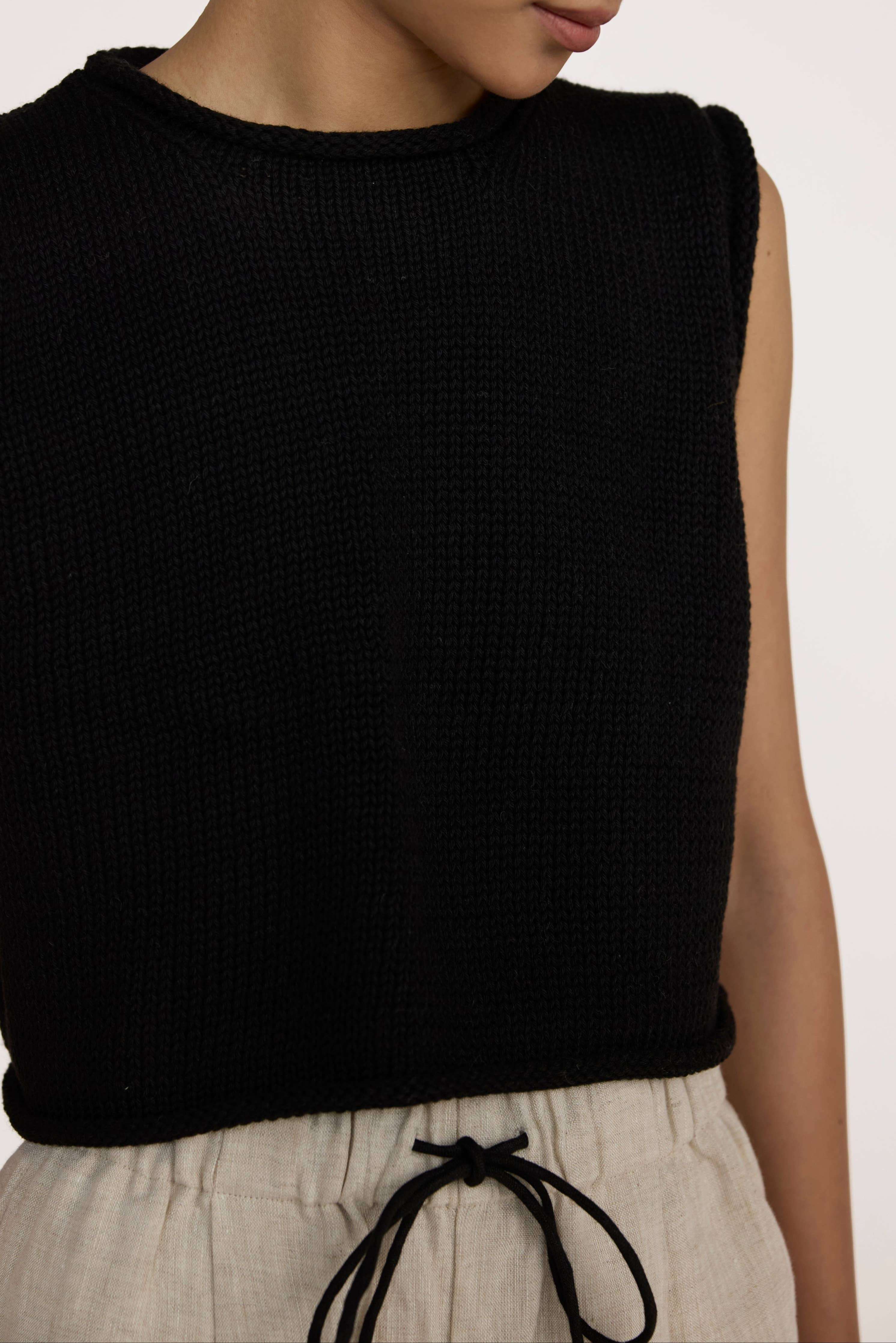 Cropped Knit Tank - Black