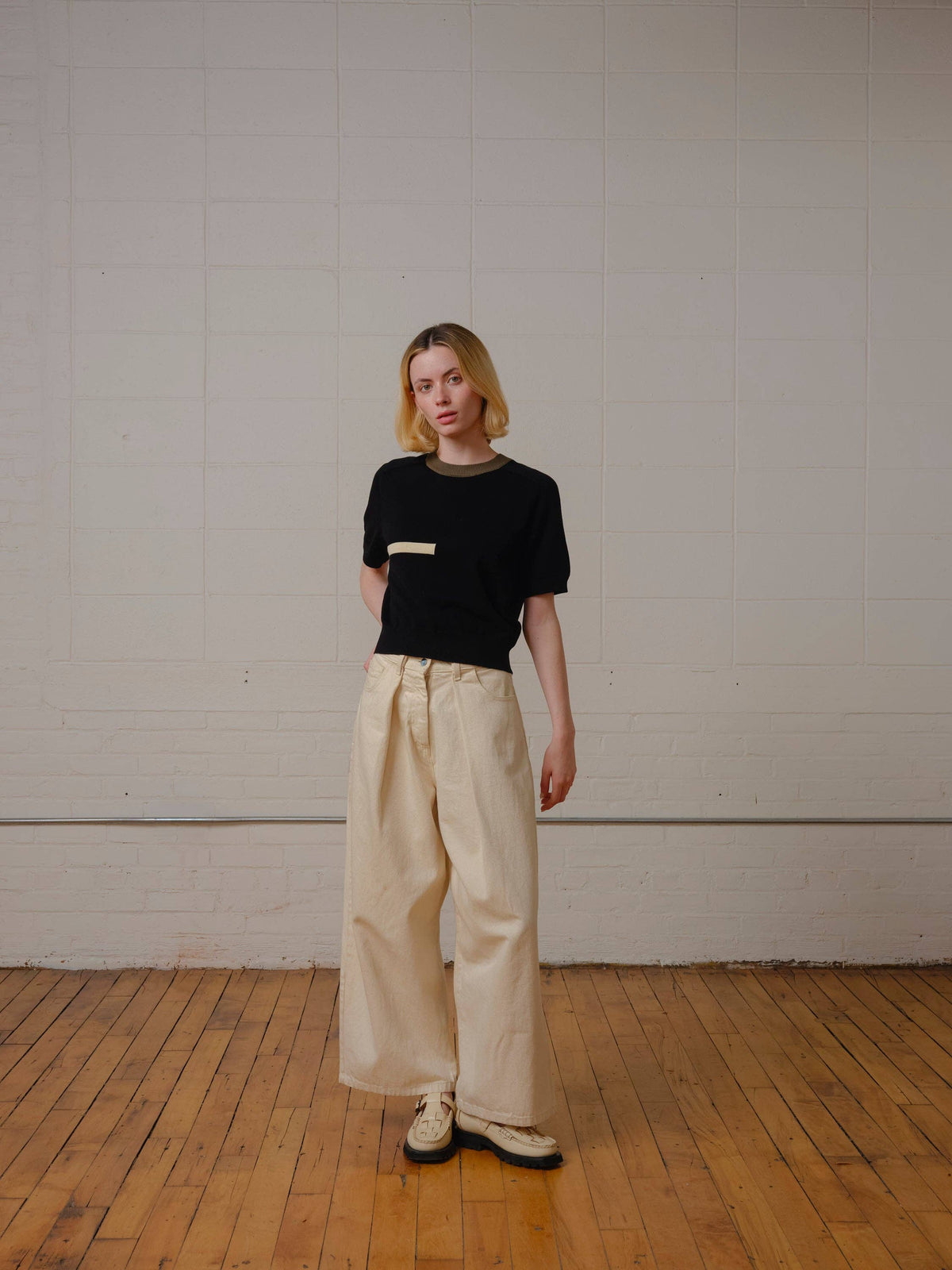 Ruben Tee - Anthracite