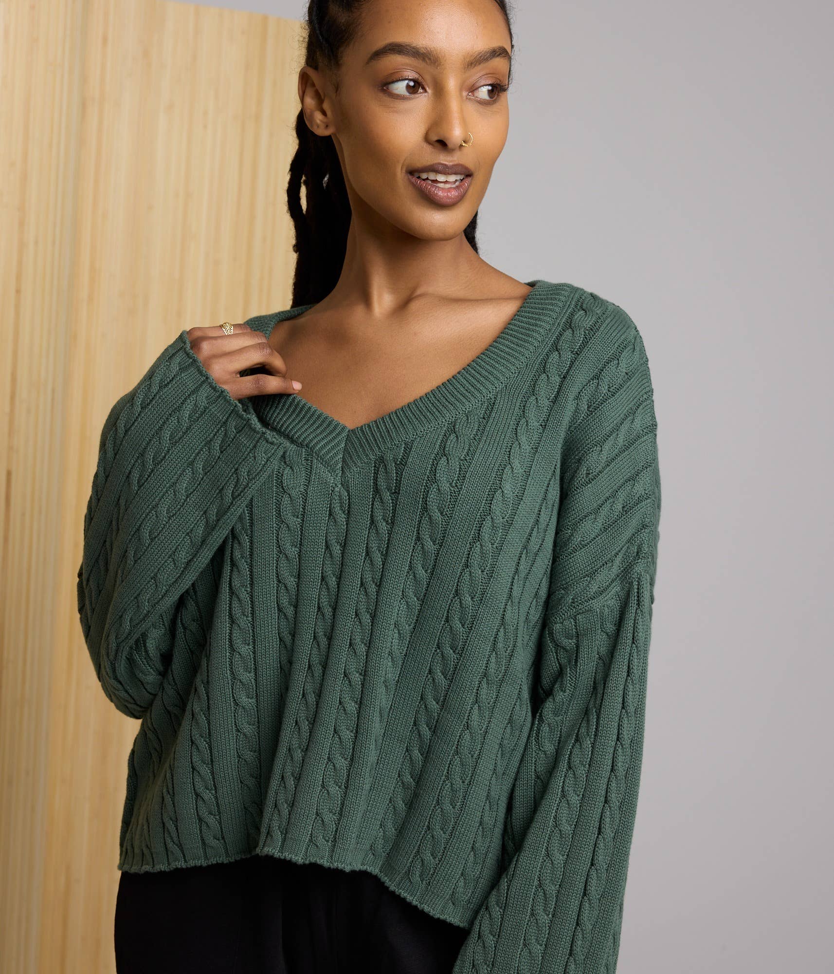 Bizzy Sweater