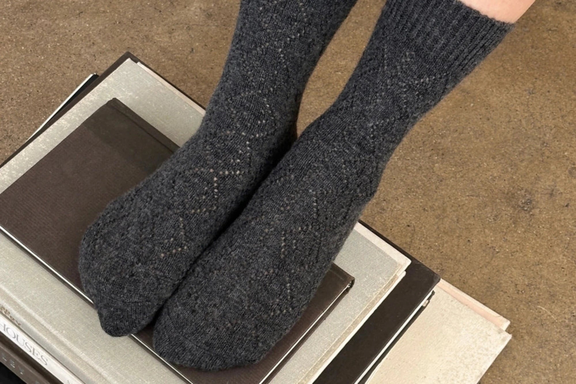 Le Bon Cashmere Pointelle Socks