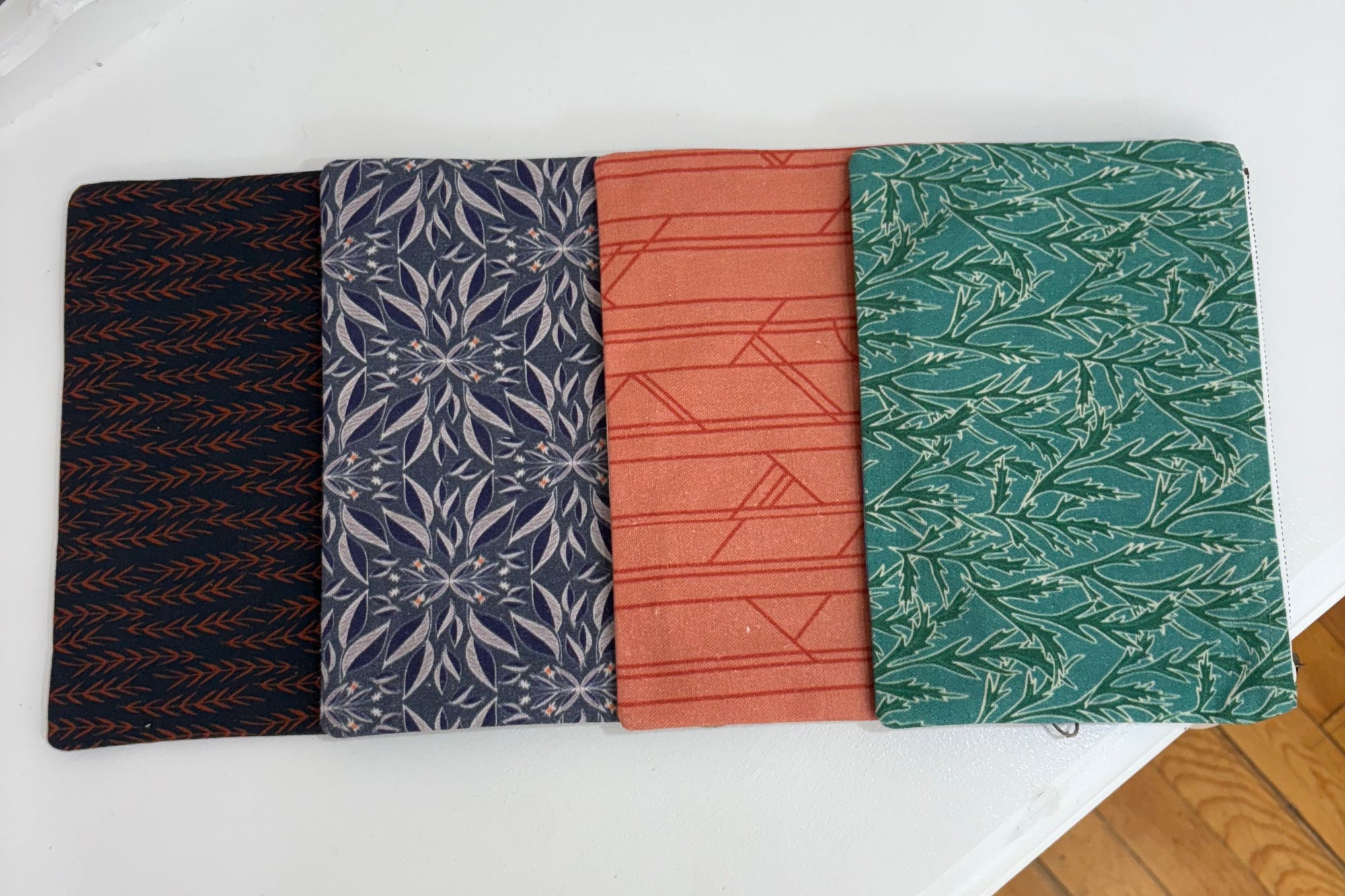 Jen Fox Zip Bag