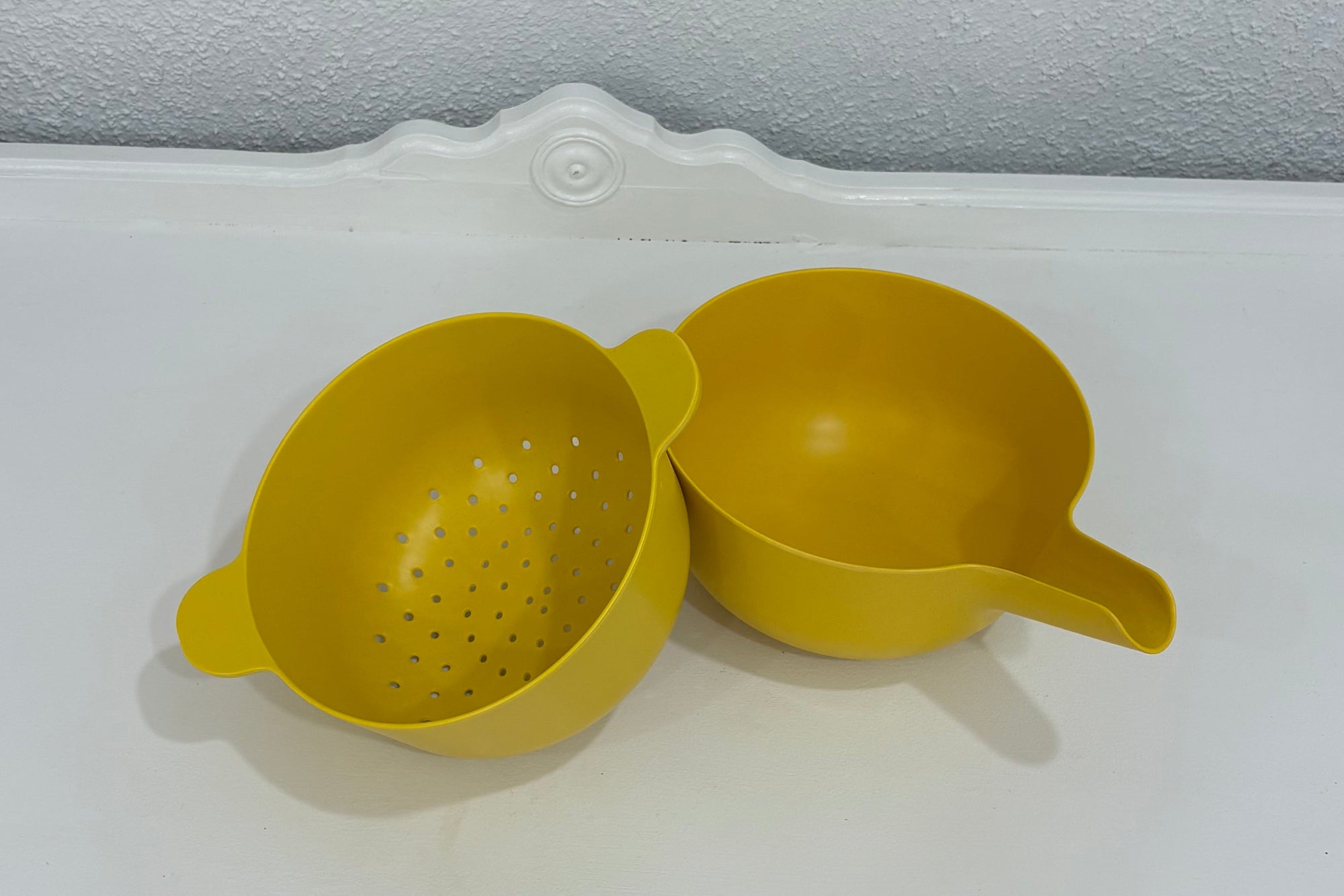 Ekobo Mixing Bowl and Colander Set
