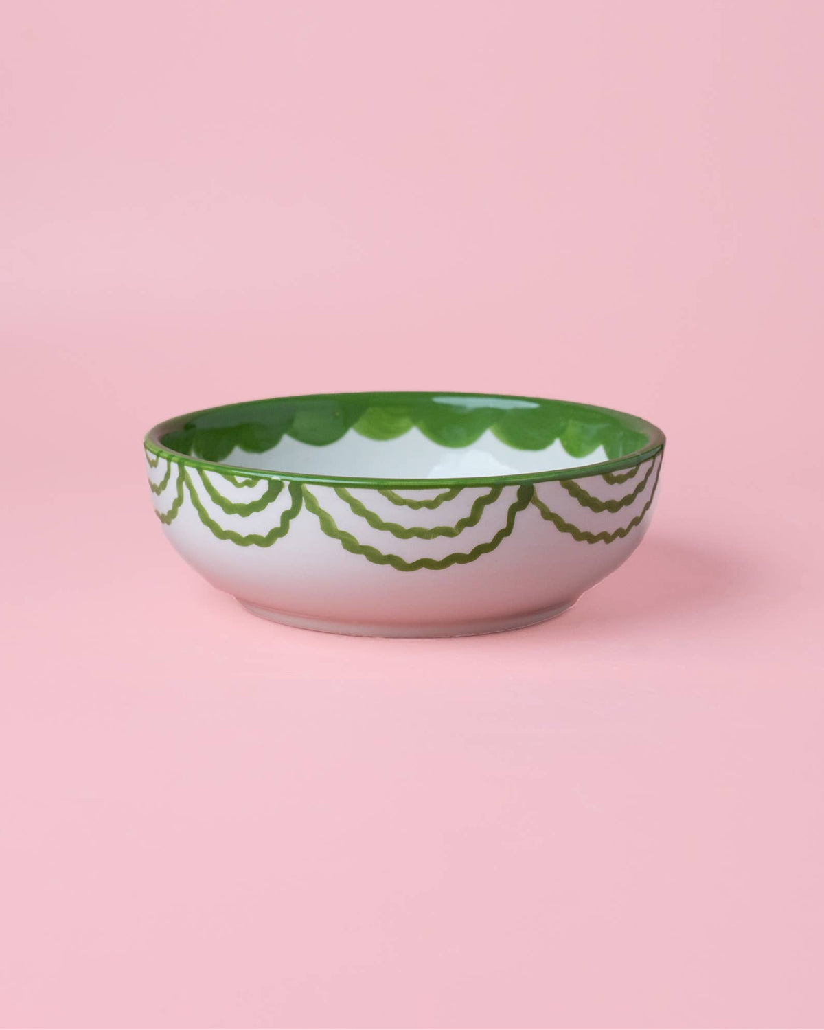 Medium vintage ceramic garlic grater bowl by Roots, ideal for kitchen utensils, featuring a rustic design from Alfar Tierra Cocida.