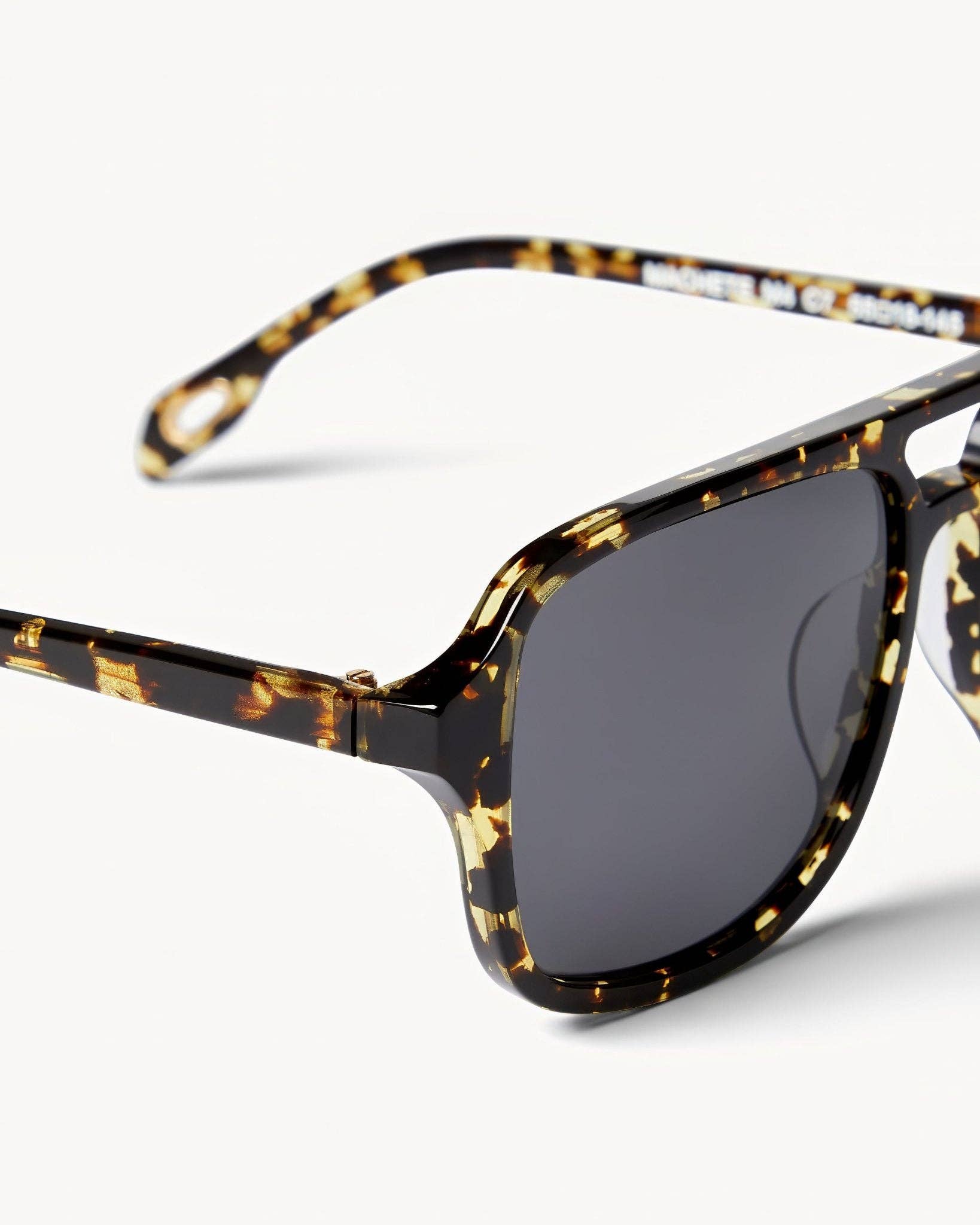 Jane Sunglasses in Dark Tortoise