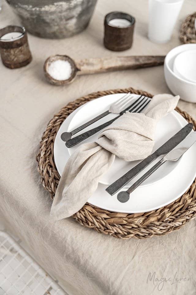 Set of 2 linen napkins in various colors | Table decor